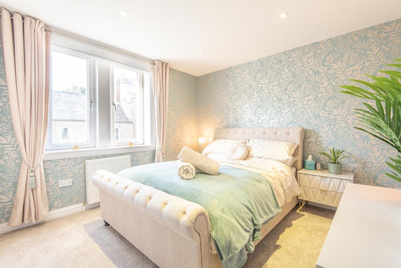 Bright, Fresh, Renovated 3 Bedroom Apartment In The Heart Of Montrose Angus Extérieur photo