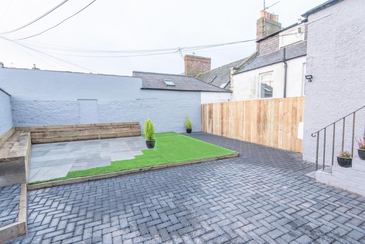 Bright, Fresh, Renovated 3 Bedroom Apartment In The Heart Of Montrose Angus Extérieur photo